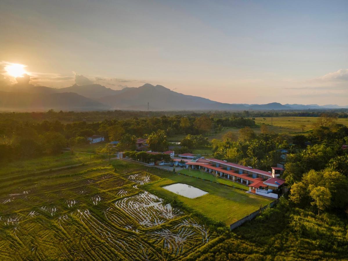 Elephyard Retreat Otel Mahiyanganaya Dış mekan fotoğraf